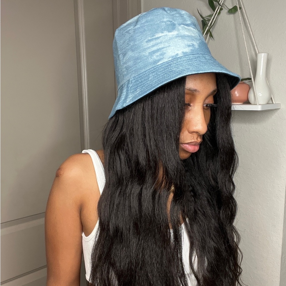 Unisex Abstract Blue And White Bucket hat